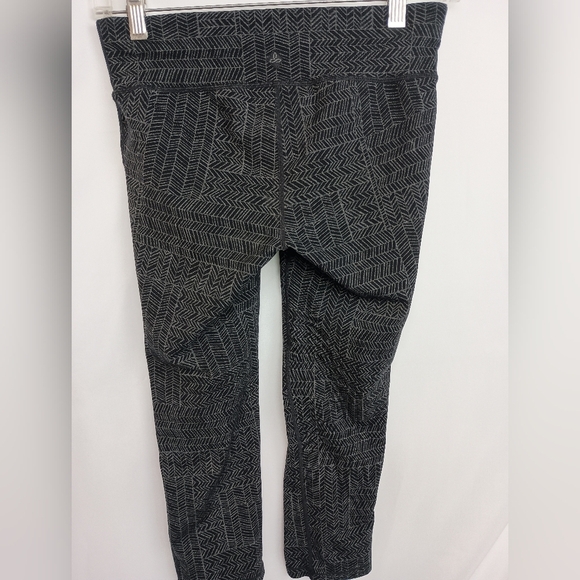 2/$30 PRANA Black and Gray Patterned Leggings (#507) - Picture 3 of 5